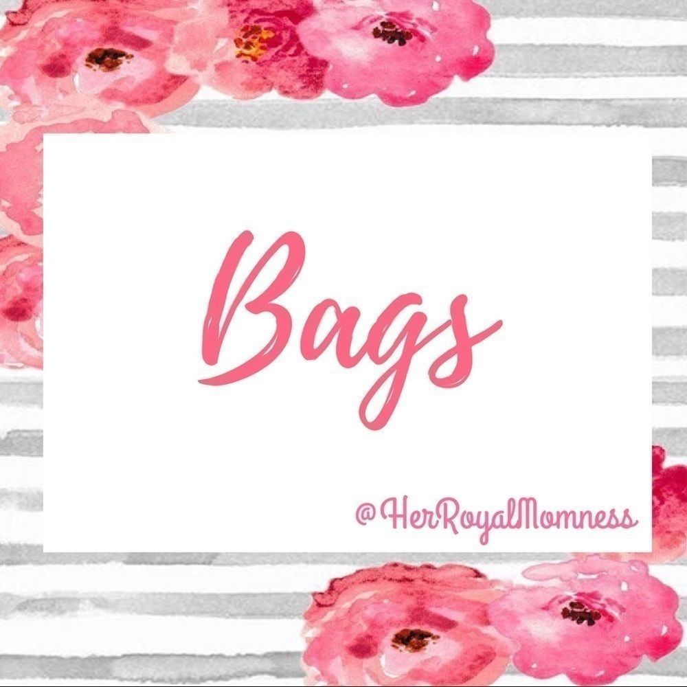 Hand bags, Purses and Wristlets, Oh my!!!